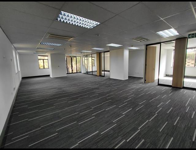 751M² OFFICE TO LET IN BRYANSTON
